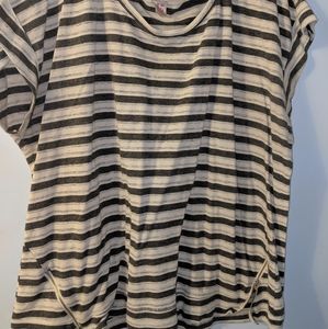 Gray and white stripped top